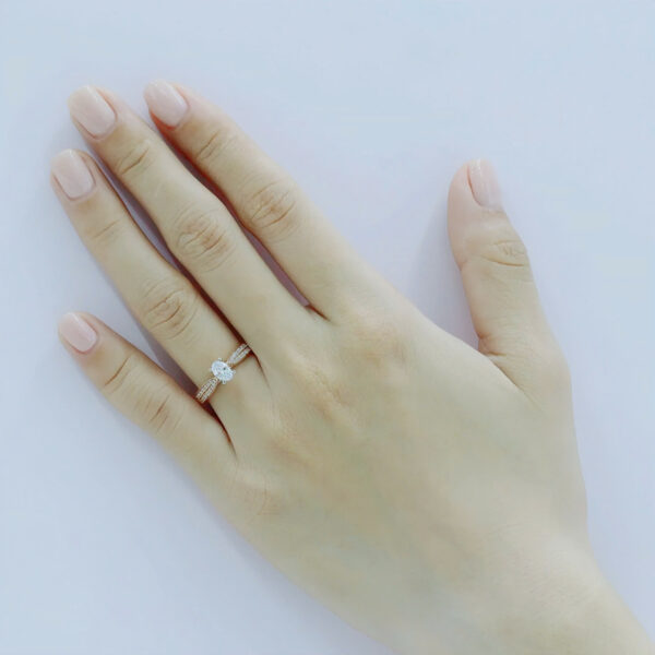 Nhẫn cầu hôn Nelda