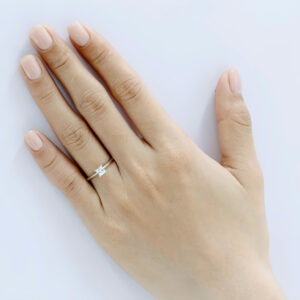 Nhẫn kim cương nữ Olivia