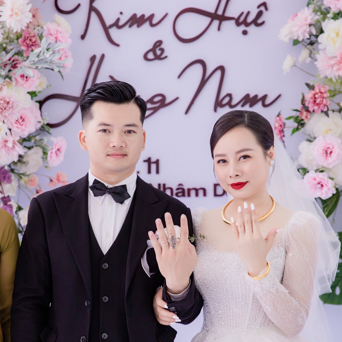 Nhẫn cưới vàng ta lựa chọn chọn tinh tế và sang trọng