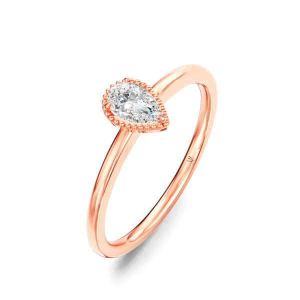 Nhẫn trơn nữ vàng 18k sự thanh lịch tối giản đầy quyến rũ