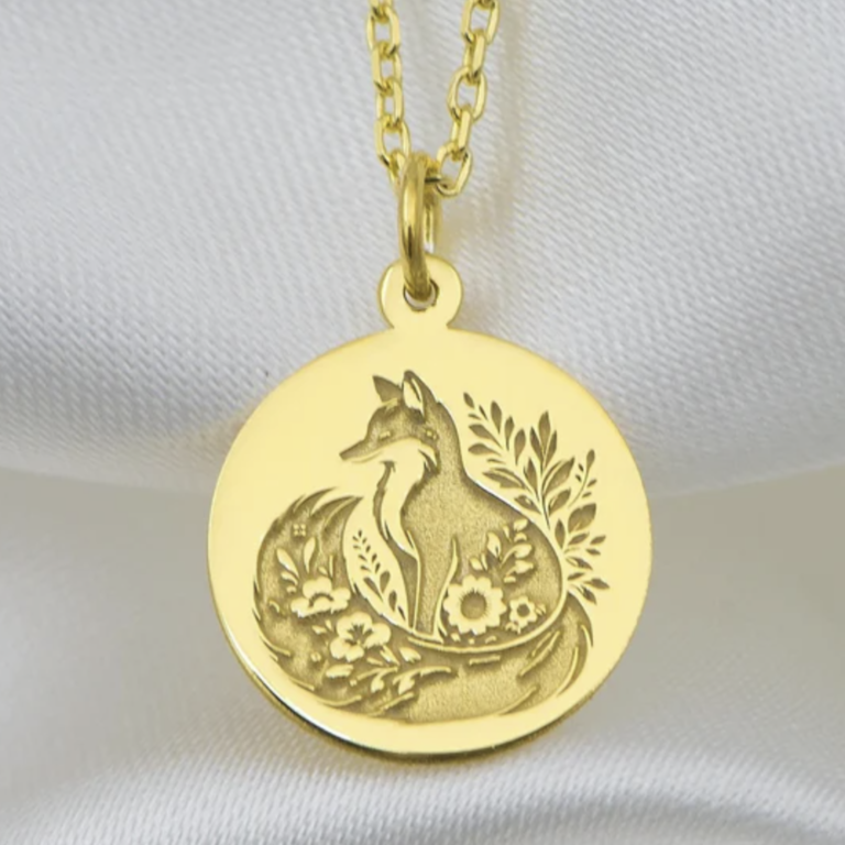 Sức mạnh phong thủy của charm hồ ly vàng trong cuộc sống