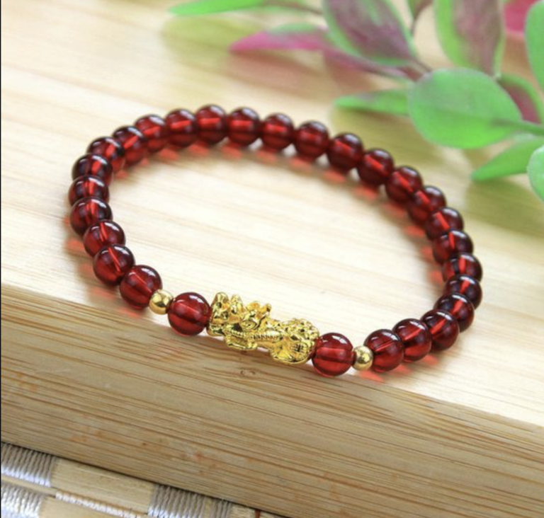Vì sao charm tỳ hưu vàng 24K được ưa chuộng trong phong thủy?