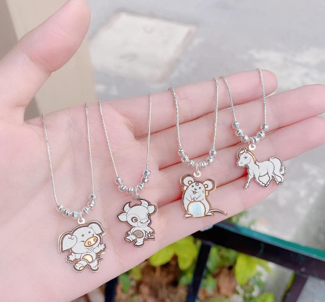 Dây chuyền 12 con giáp mang đến sự bình an và may mắn trong cuộc sống