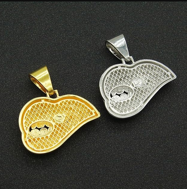 Dây chuyền bling bling thể hiện lên sự sang trọng và phong cách 3