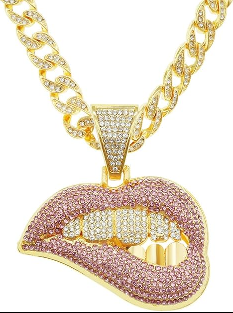 Dây chuyền bling bling thể hiện lên sự sang trọng và phong cách 6