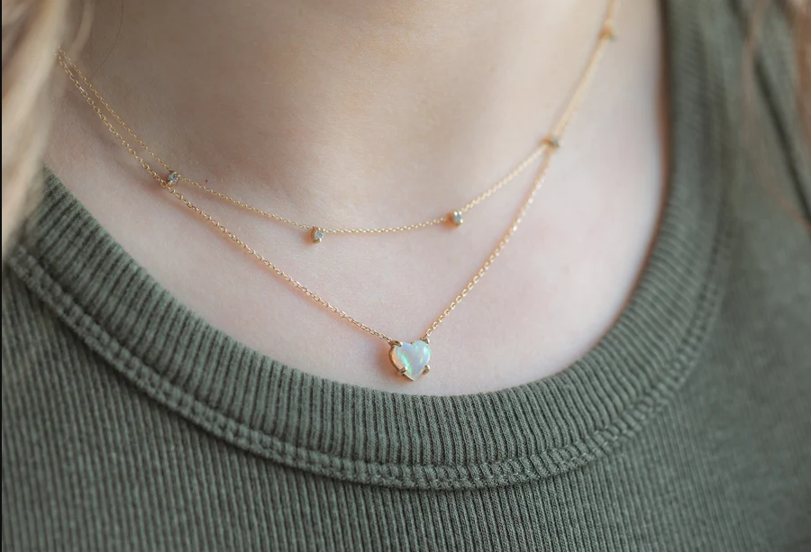 Dây chuyền đá opal mang đến vẻ đẹp mê hoặc và sự tươi mới 1
