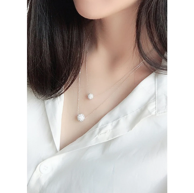 Dây chuyền kép thể hiện vẻ đẹp và gu thẩm mỹ tinh tế