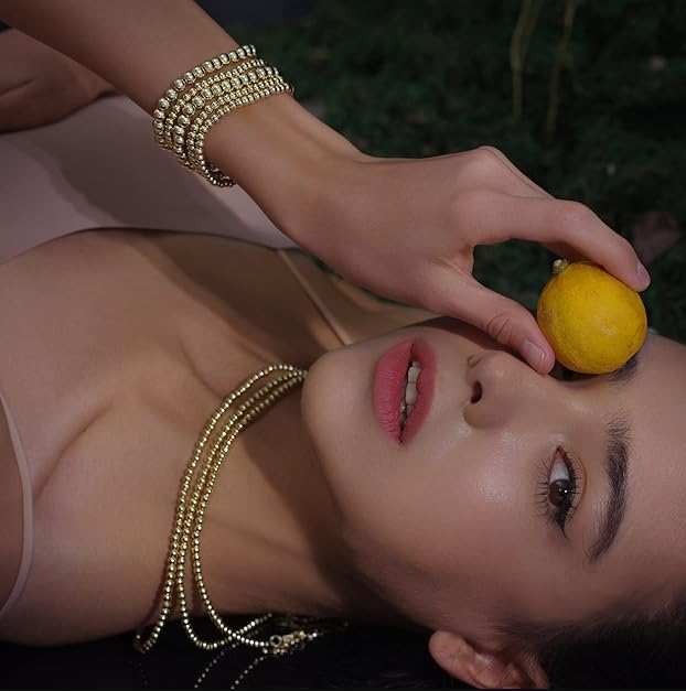 Dây chuyền vàng hạt tròn biểu tượng của sự tinh tế và phong cách sống của người phụ nữ hiện đại