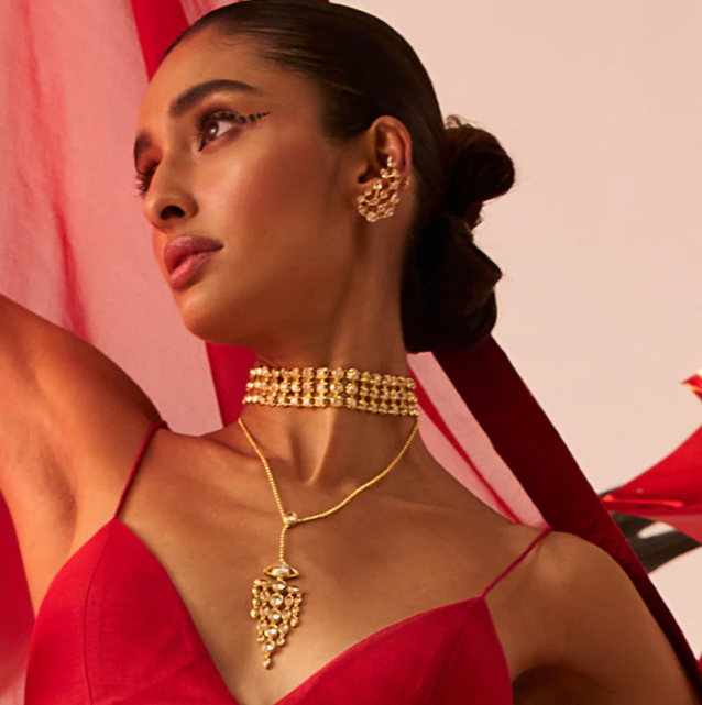 Vòng cổ choker cao cấp thể hiện phong cách cá nhân độc đáo 2