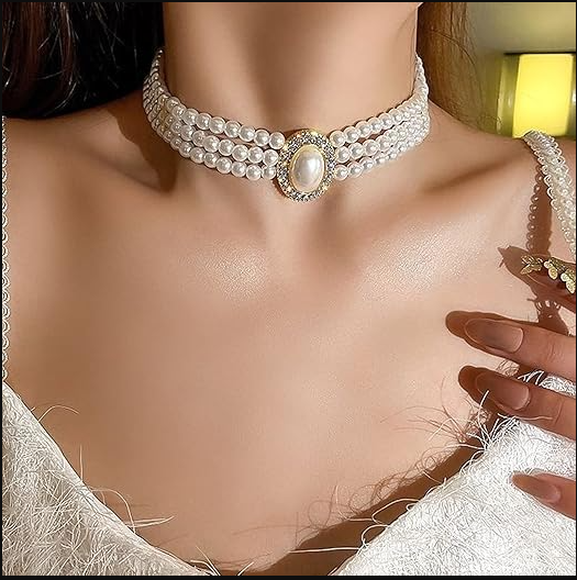 Vòng cổ choker ngọc trai mang lại vẻ đẹp lộng lẫy và thể hiện đẳng cấp