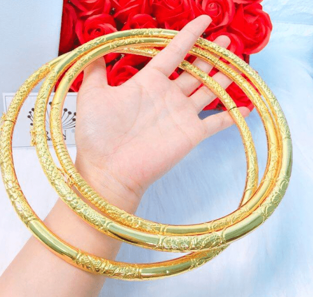 Đẳng cấp với kiềng vàng ta vẻ đẹp thanh lịch và tinh tế