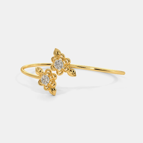 Lắc tay mạ vàng 18k thể thể hiện phong cách cá nhân cũng như gu thẩm mỹ của người đeo 3