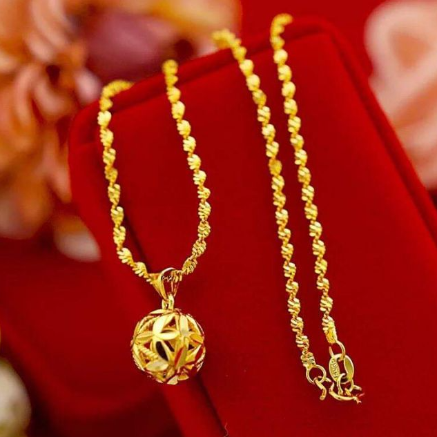 Mặt dây chuyền hình quả cầu thể hiện bản thân và nâng cao giá
