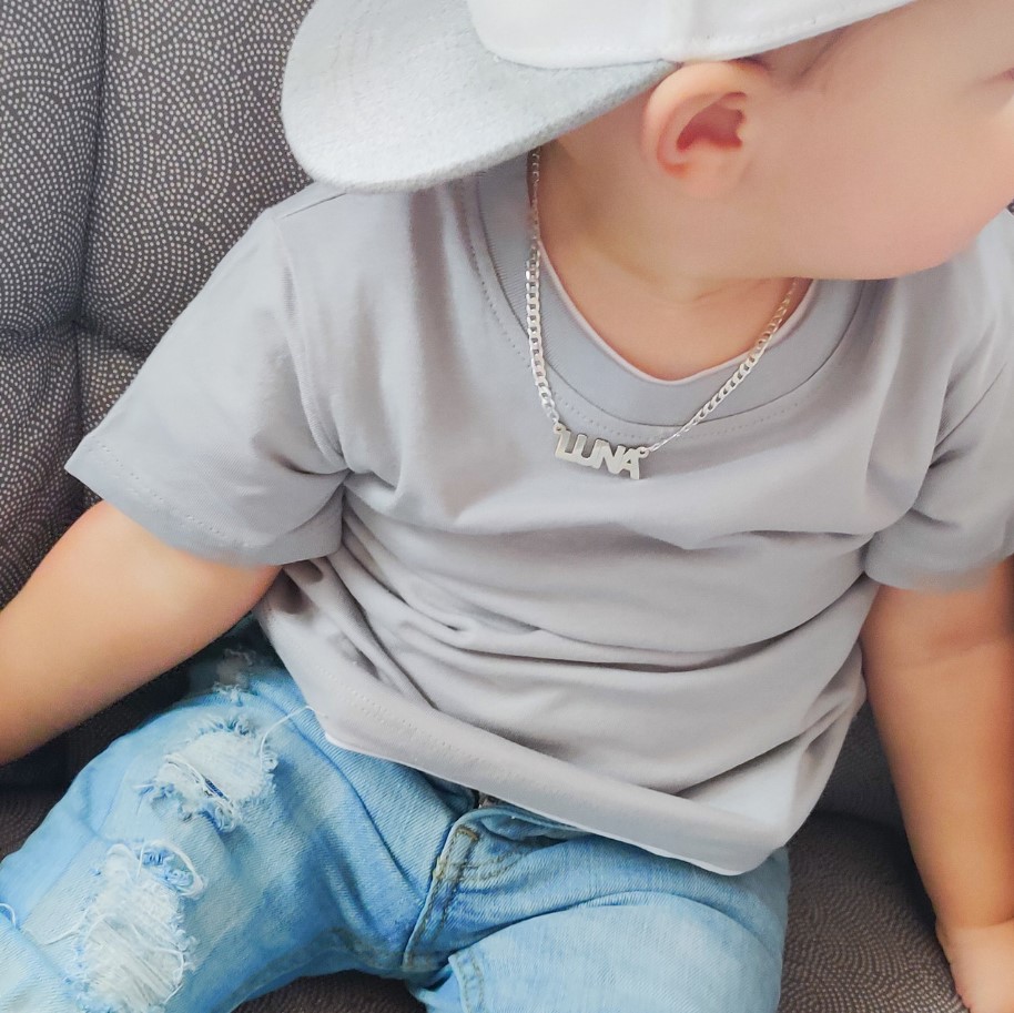 Vòng cổ bạc khắc tên cho bé Món quà ý nghĩa và cá nhân