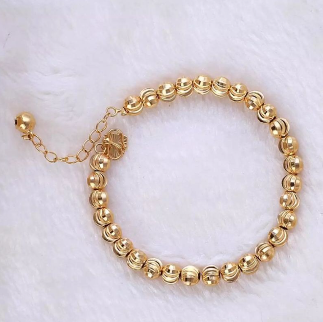 Vòng tay lắc bi vàng 18k biểu tượng của sự quý phái và đẳng cấp